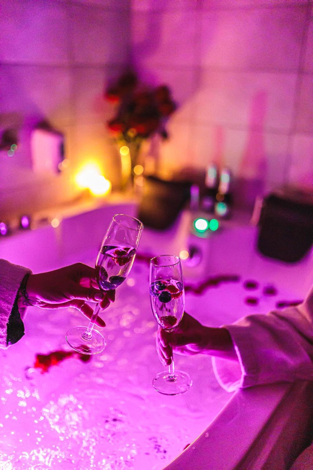 Hotel Akwawit Leszno  Buitenkant foto