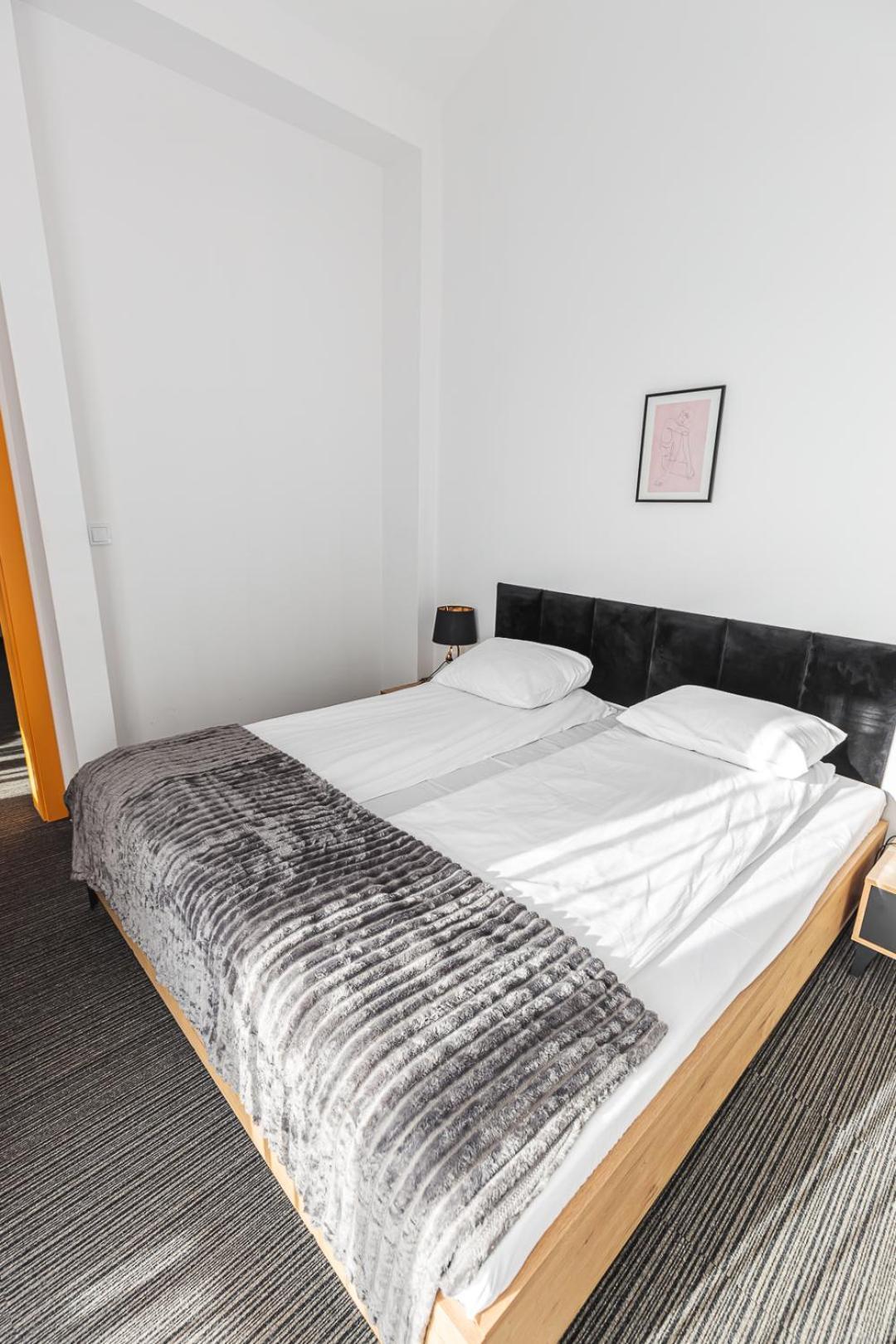Hotel Akwawit Leszno  Buitenkant foto