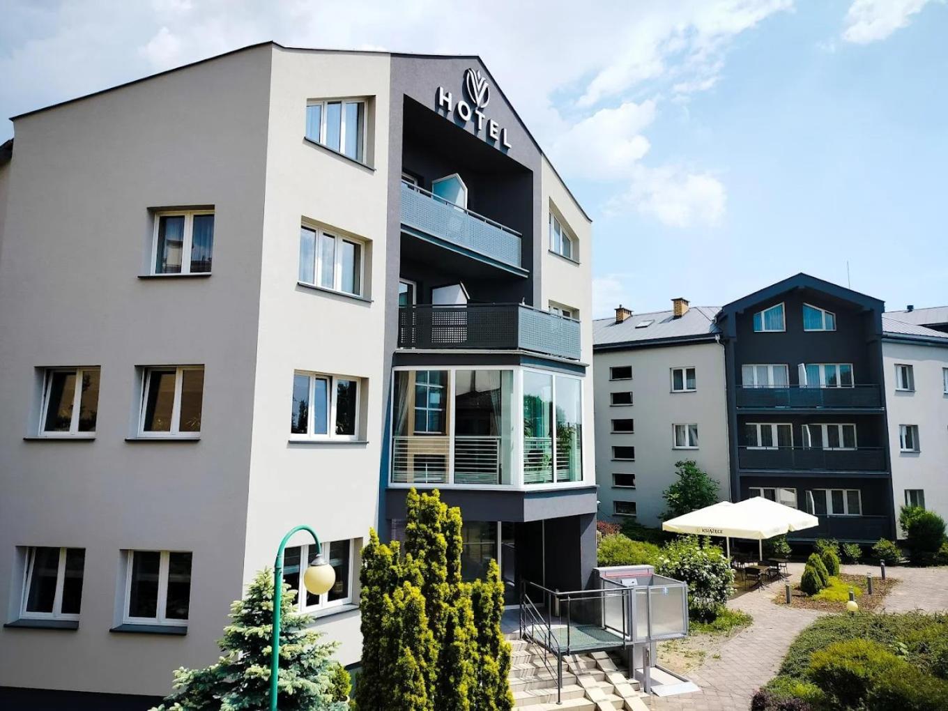 Hotel Akwawit Leszno  Buitenkant foto